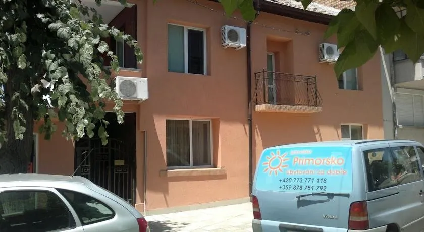 Guest House Varbanov 2 - Image 1
