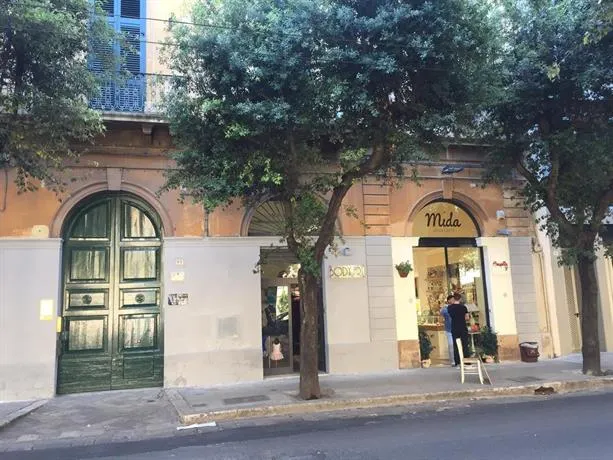 Abaca B&B Lecce - Image 1