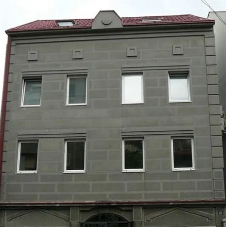 Balkan-Inn Apartments - Image 1