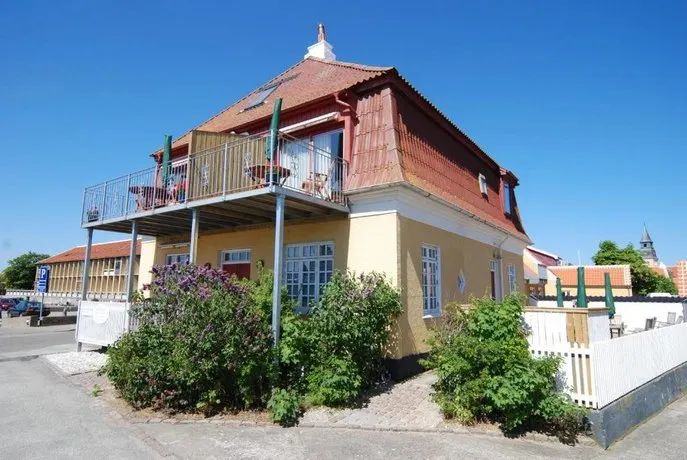 Hotel Strandvejen Rooms 6 - Image 1