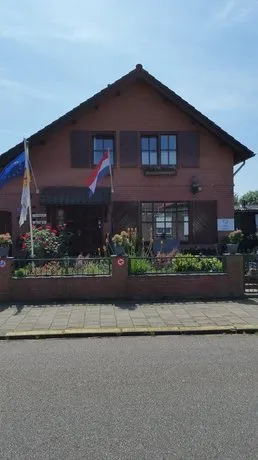 Erbuca Bed and Breakfast - Image 1