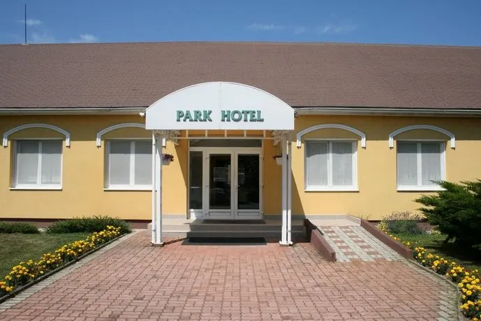 Park Hotel Bábolna - Image 1