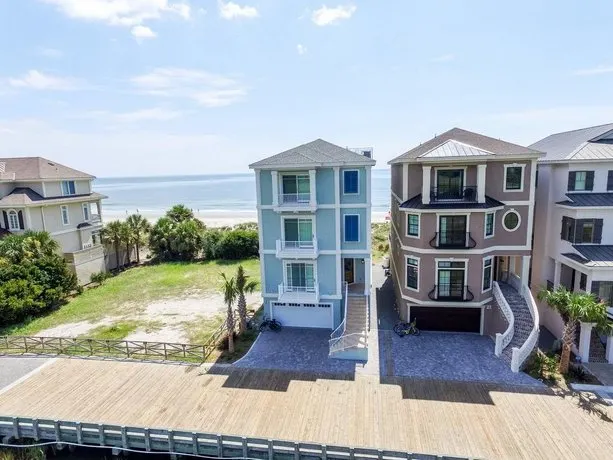 19 Singleton Beach Place 6 Br home by RedAwning - Image 1