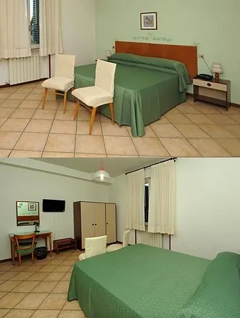 Hotel Marina - Image 1