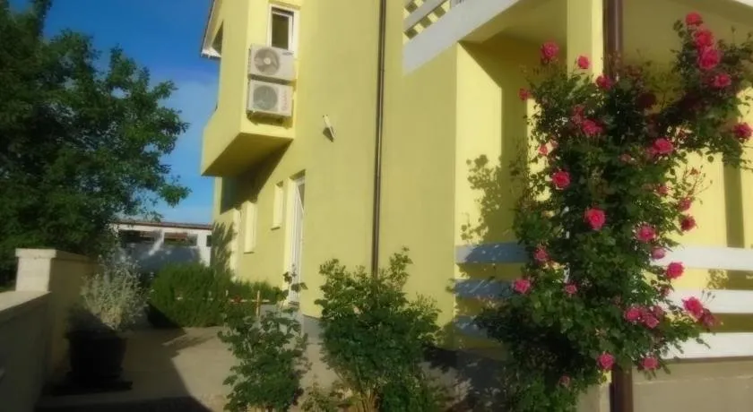 Villa Kamelija - Image 1