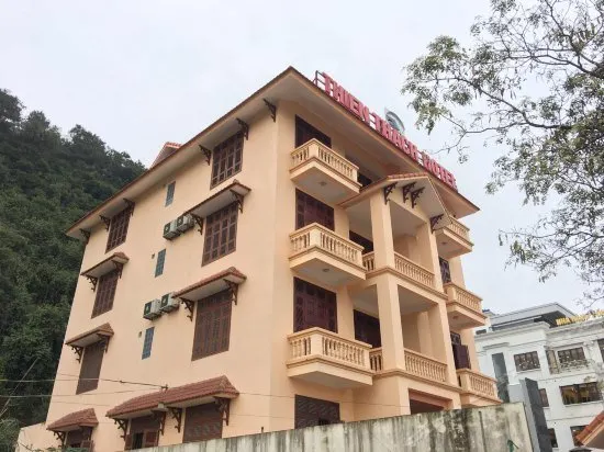 Thien Thach Hotel Halong - Image 1