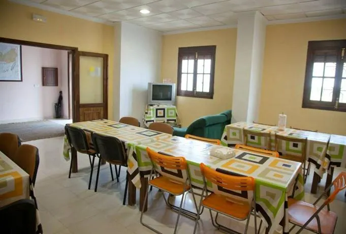 Albergue Las Moreras - Image 1