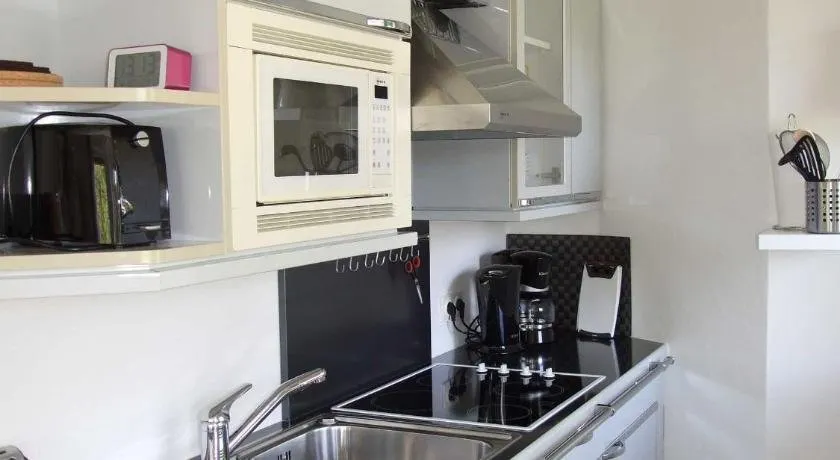 Ferienwohnung mit Meerblick - Image 1