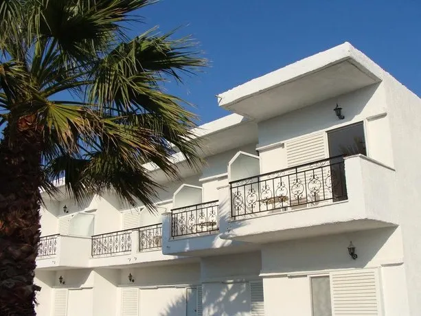 Villa Bianca Studios - Image 1