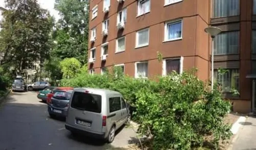 Peter's Apartments Hotel - Image 1