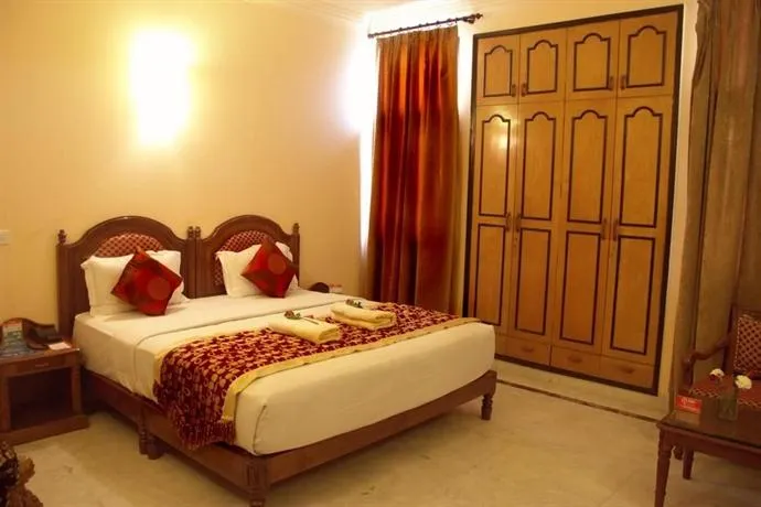 Oyo Rooms Global Business Park - Image 1