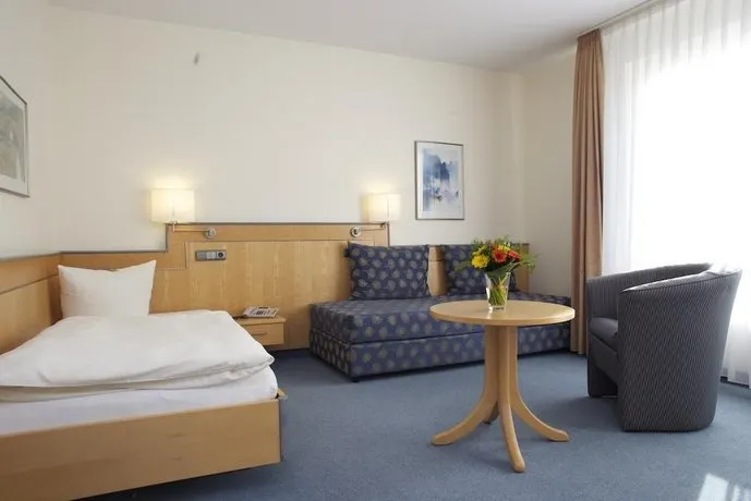 Seminarhotel Aurich - Image 1
