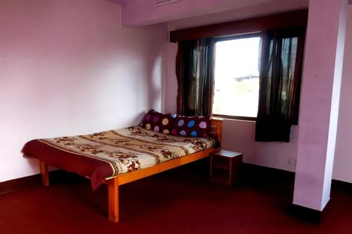 Monkey Temple Backpackers Hostel - Image 1