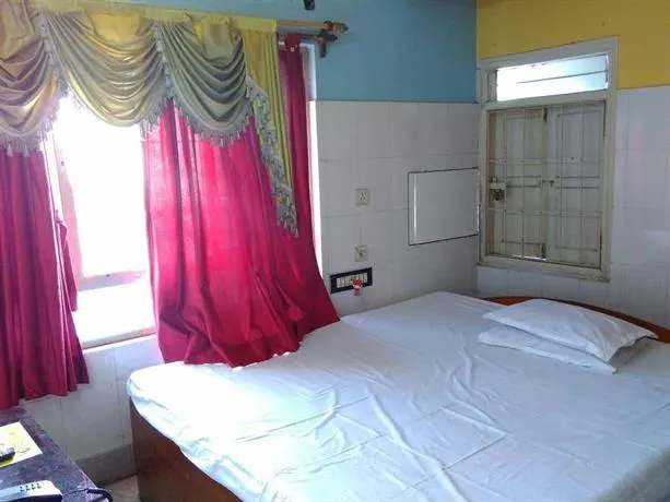 Purbasha Hotel - Image 1