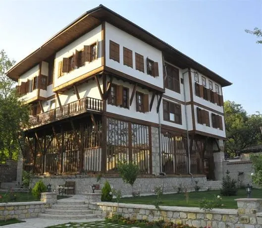 Asmazlar Bag Evi - Image 1