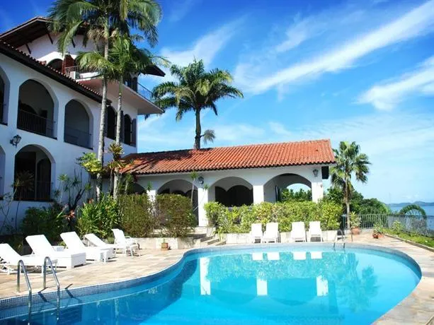 Casa luxuosa com 9 quartos e vista pro mar em Ubatuba, até 25 pessoas - Image 1