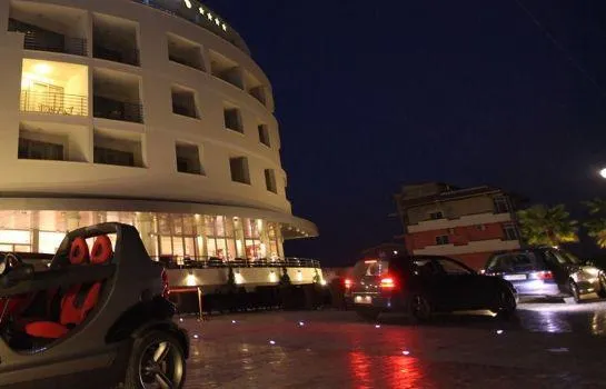 Hotel Casa Grande Ulcinj - Image 1