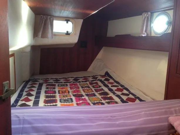 Bateau d'hotes Fisaloey - Image 1