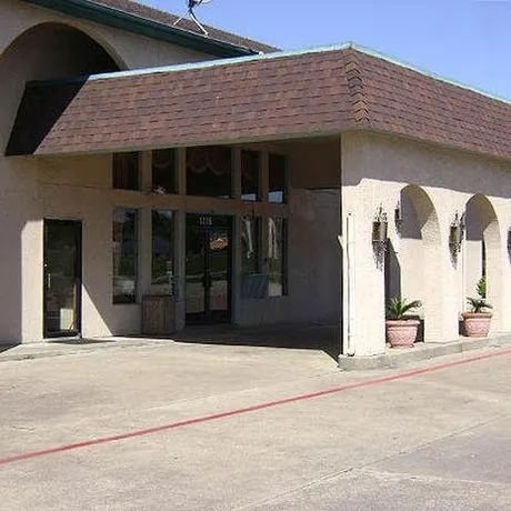 Travelodge Greenville - Image 1