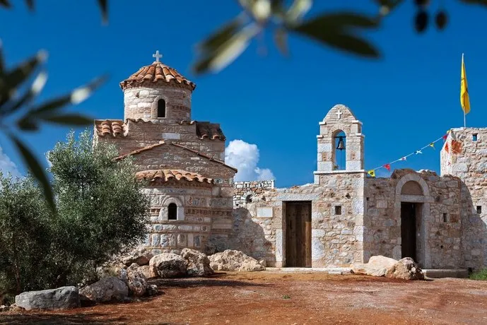 Tzokeika Traditional Settlement - Image 1