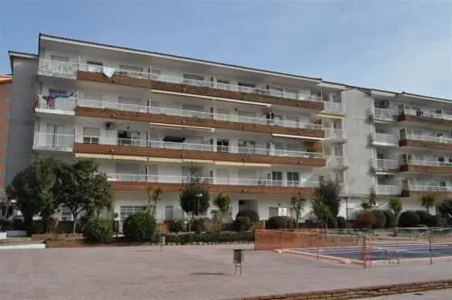Apartamentos Menorca - Image 1