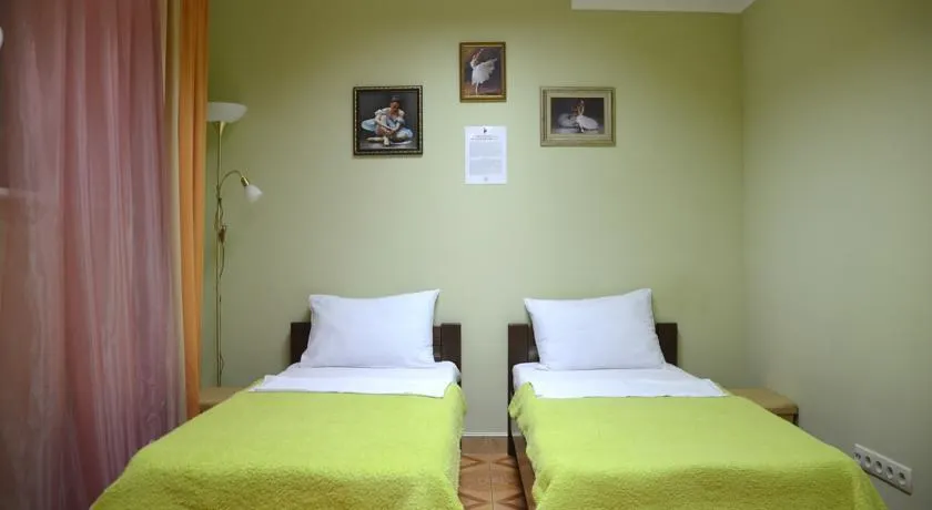 Ballet Hostel - Image 1