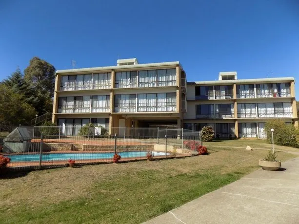 Kirwan Apartments 27 - Image 1