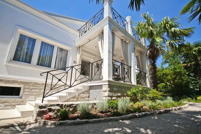 House Eufemia - Image 1