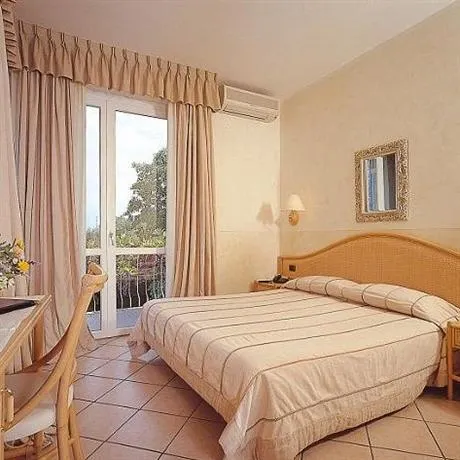 Hotel Garden Zorzi - Image 1