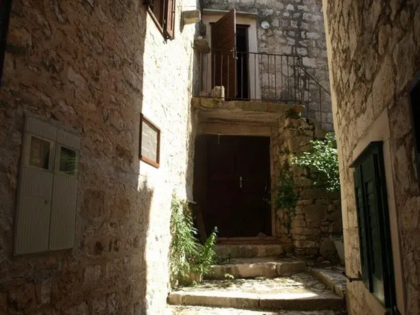 Apartments Jagoda - Image 1