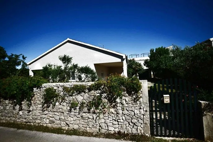 Guest House Velebita - Image 1