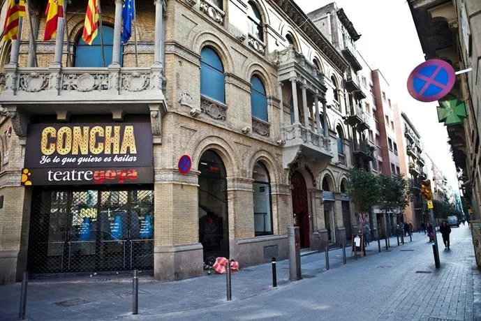 Universitat - Image 1