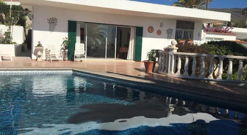 Detached Villa, private pool only 10 minutes Los Cristianos - Image 1