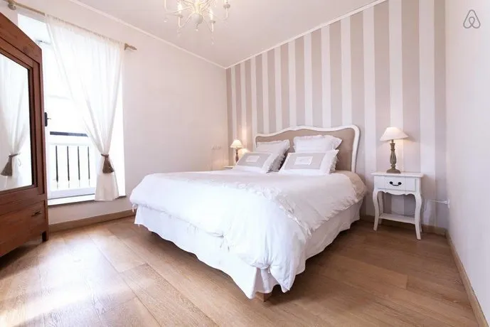 B&B H M - Image 1