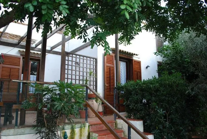 La Casa Del Carrubo - Image 1
