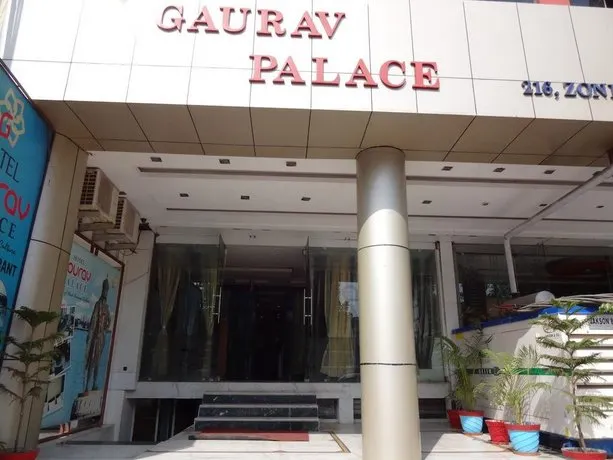 Hotel Gaurav Palace - Image 1