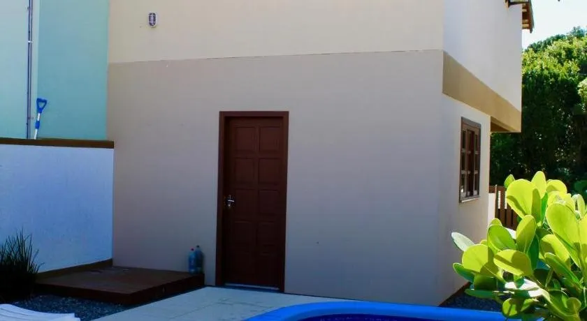 Sobrado com piscina em Mariscal Rutilio N125 - Image 1