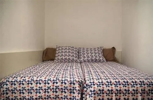 Apartments In Barcelona (AinB) Raval-Hospital - Image 1