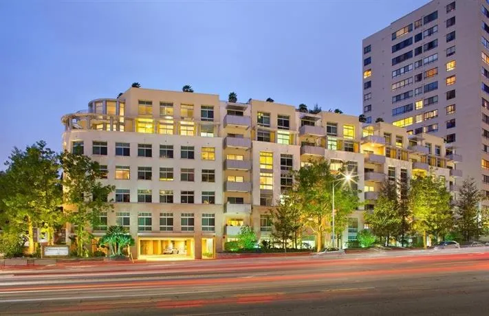 Wilshire Suites 306 - Image 1