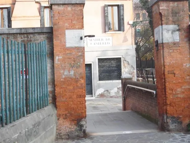 Biennale Appartamento - Image 1