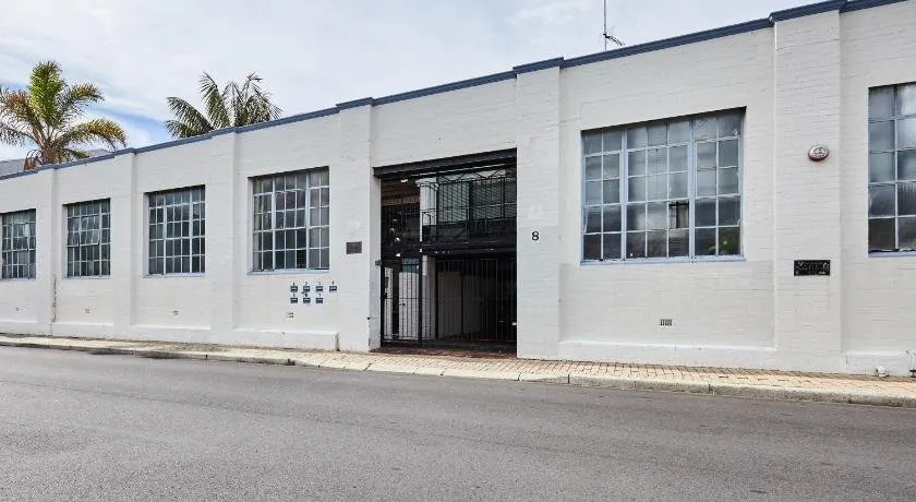 The Old Joyce Factory Loft Apartment - Image 1