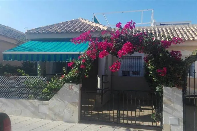 La zenia private pool & Wi-Fi - Image 1