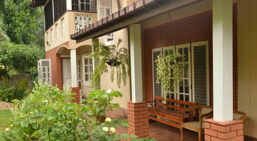 Guest House Sujatha - Image 1