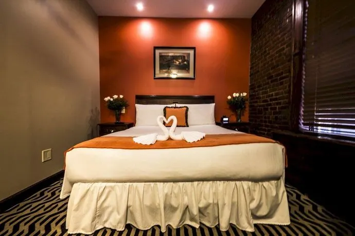Marrakech Hotel New York City - Image 1