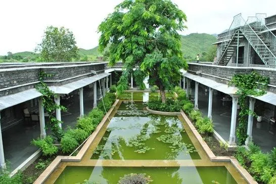 King's Abode - Image 1
