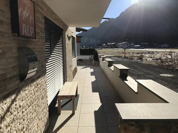 Haus Alp Deluxe - Image 1