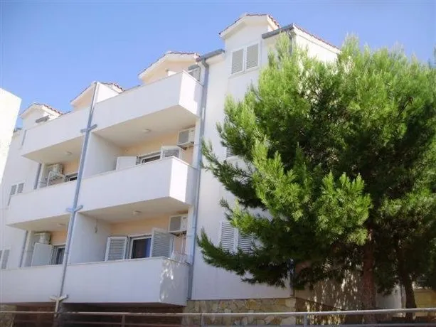 Apartments Mazuran - Image 1