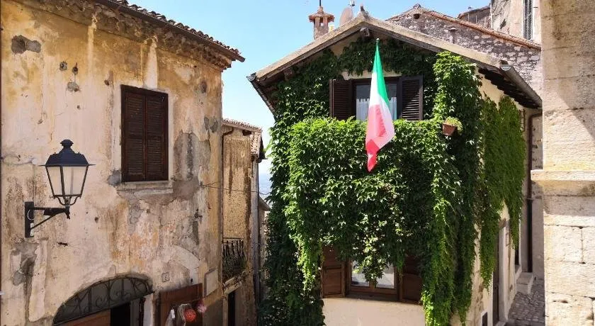 "Il Nido" - Image 1