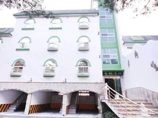 Solveig Hotel - Image 1