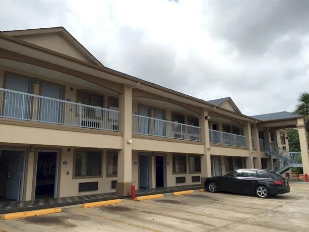 Lotus Inn - Image 1